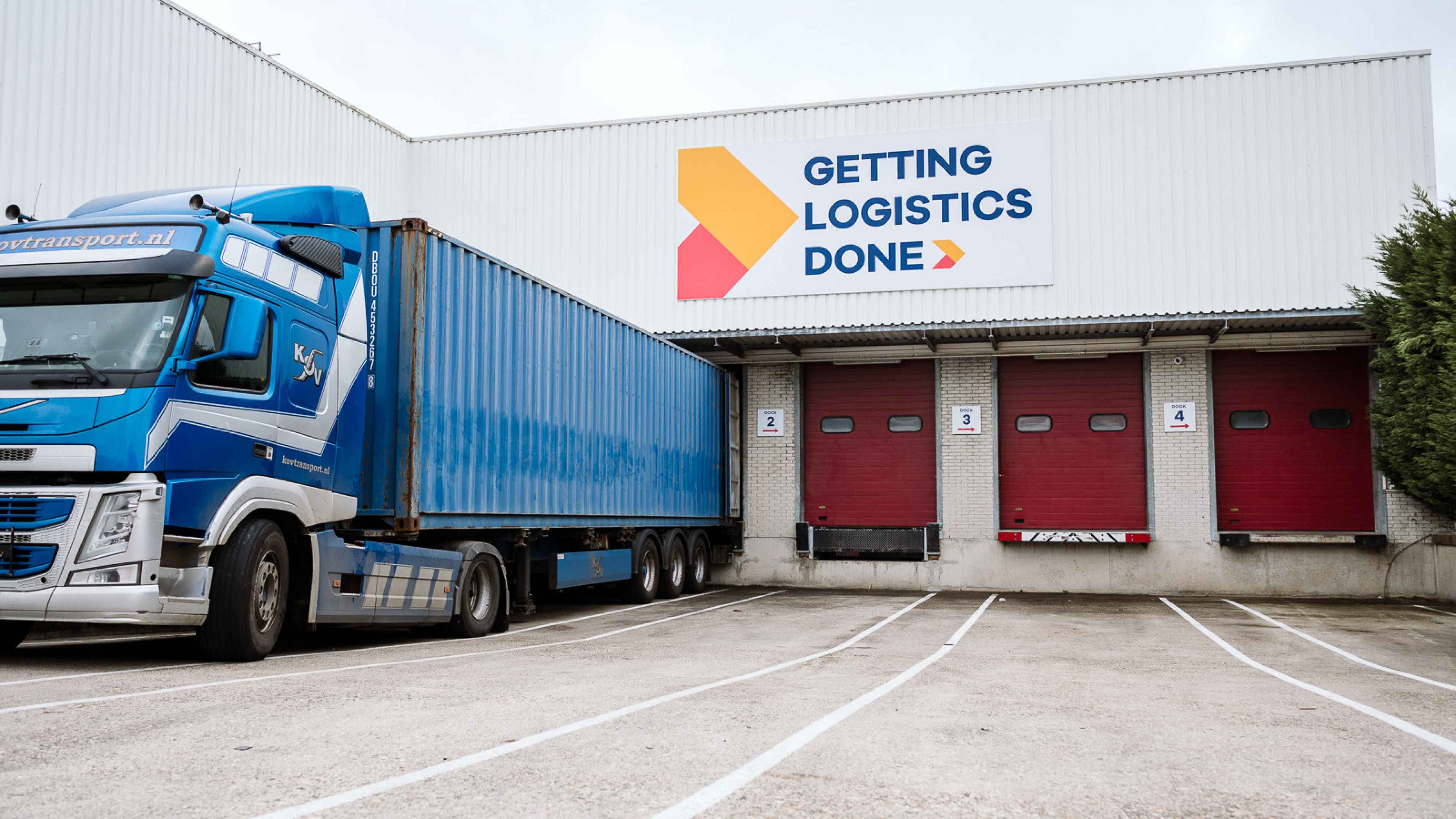 Cross-docking and Warehousing Explained